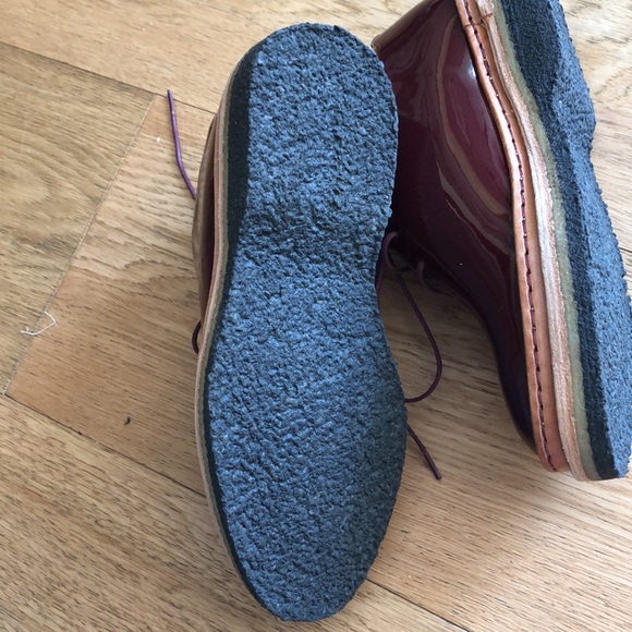 Excellent condition burgundy patent shoes - Picture 5 of 5